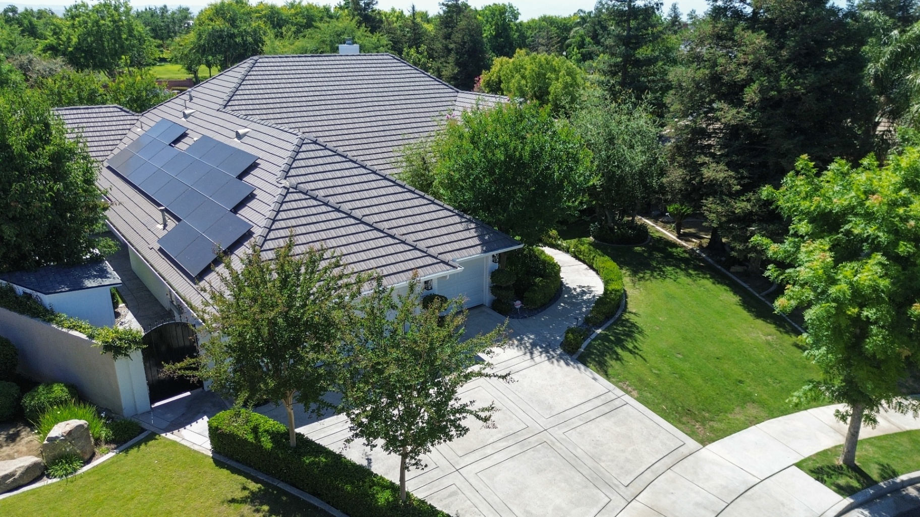 2911 Ragland Ct — 23-aerial-front-angle.jpg