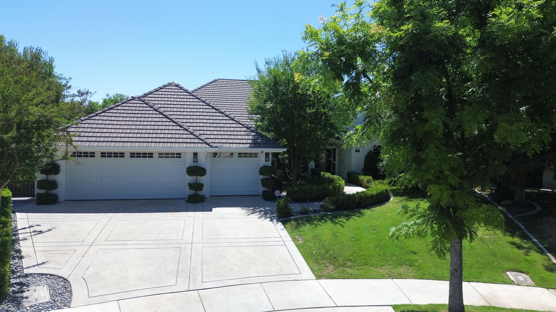 2911 Ragland Ct — 06-aerial-front.jpg
