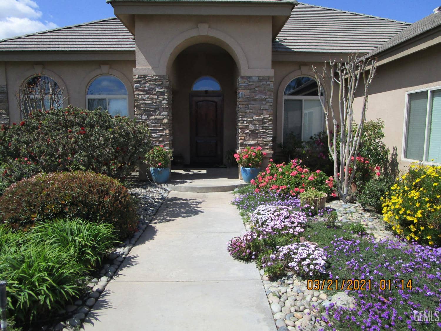 1809 Gloucester Drive, Bakersfield, California, 93311