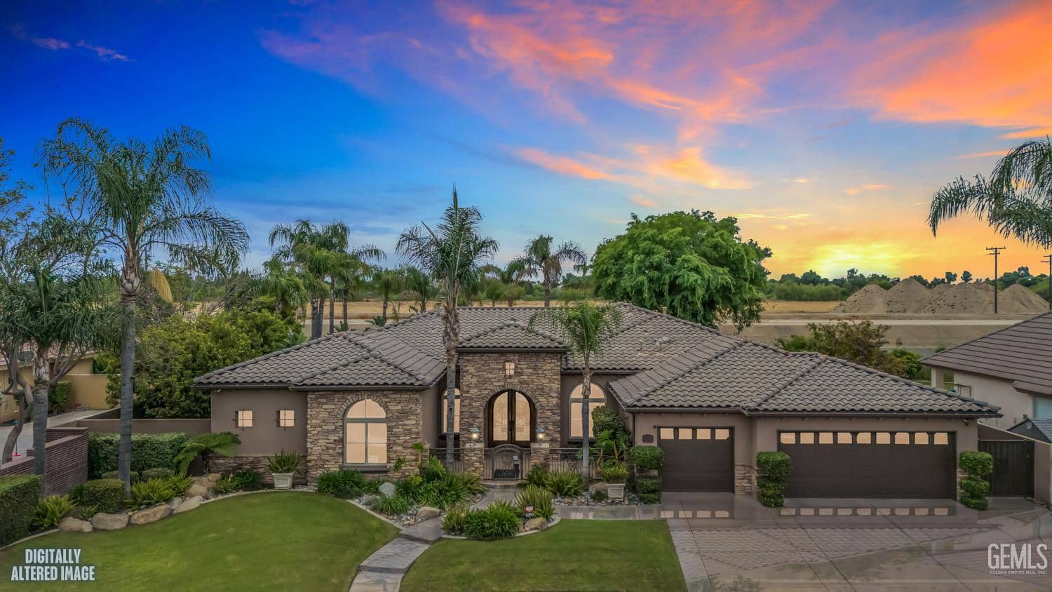 10703 Queensbury Drive, Bakersfield, California, 93312