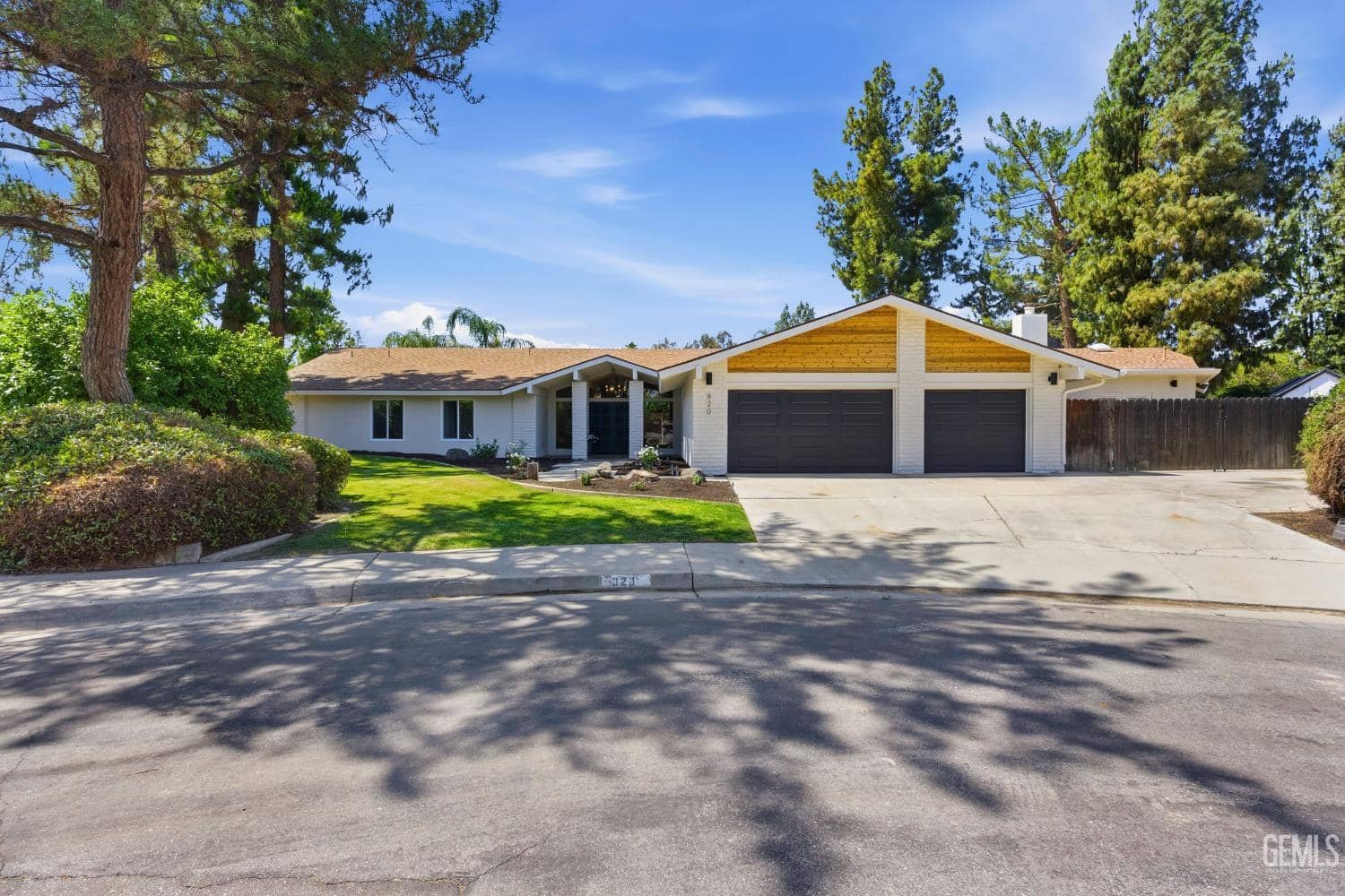 820 Ferdinand Court, Bakersfield, California, 93309