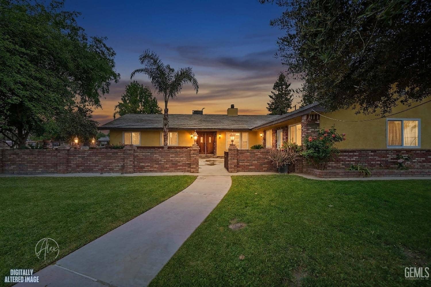 253 E Mckee Road, Bakersfield, California, 93307
