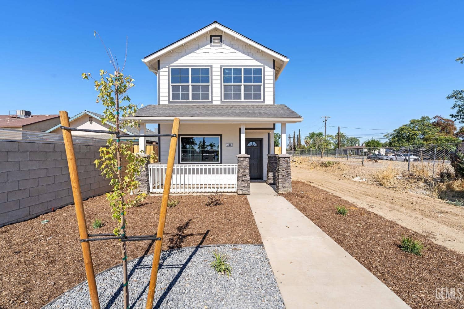 418 S Williams Street, Bakersfield, California, 93307