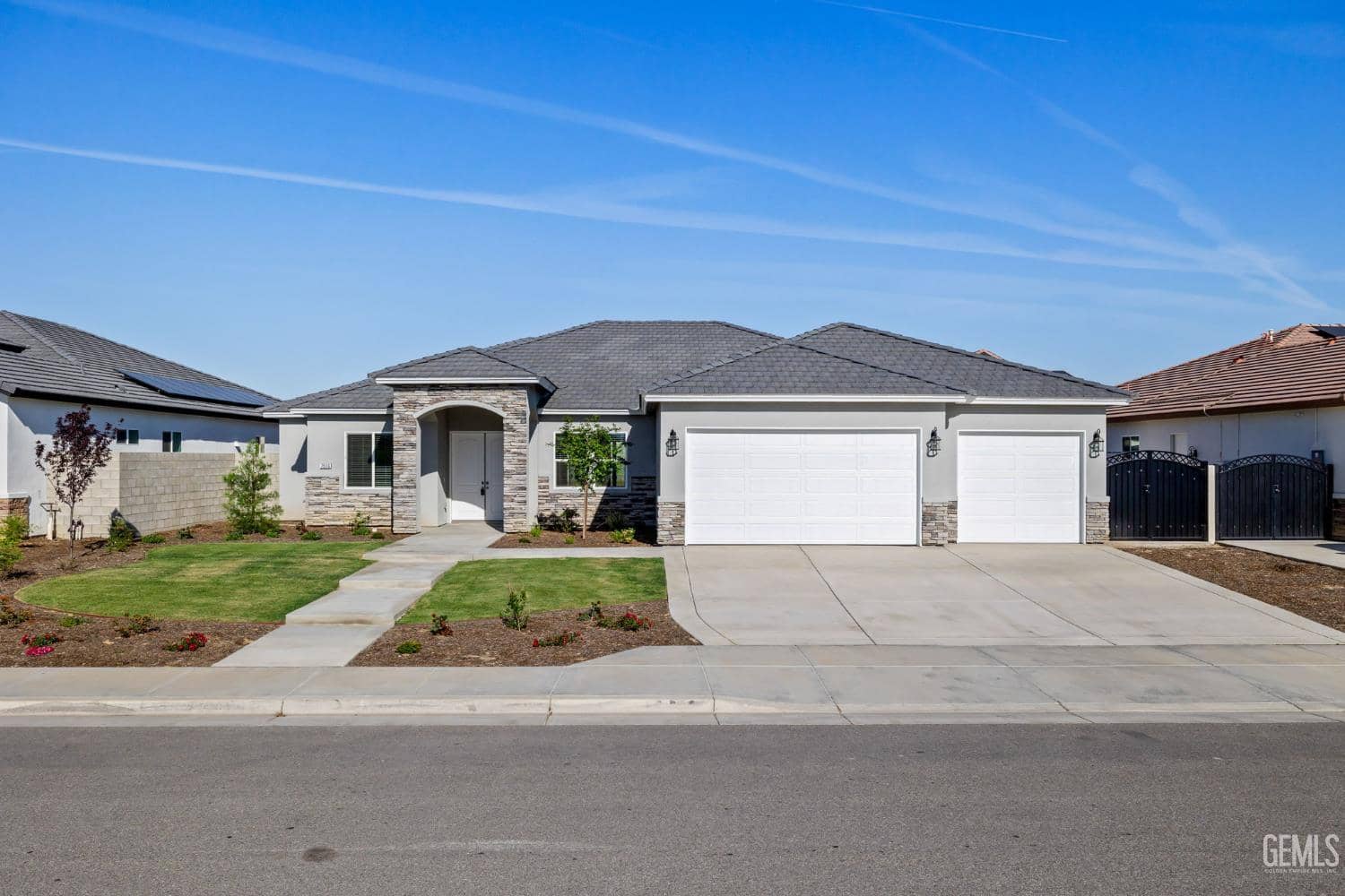 7516 Ruthburg Way, Bakersfield, California, 93314