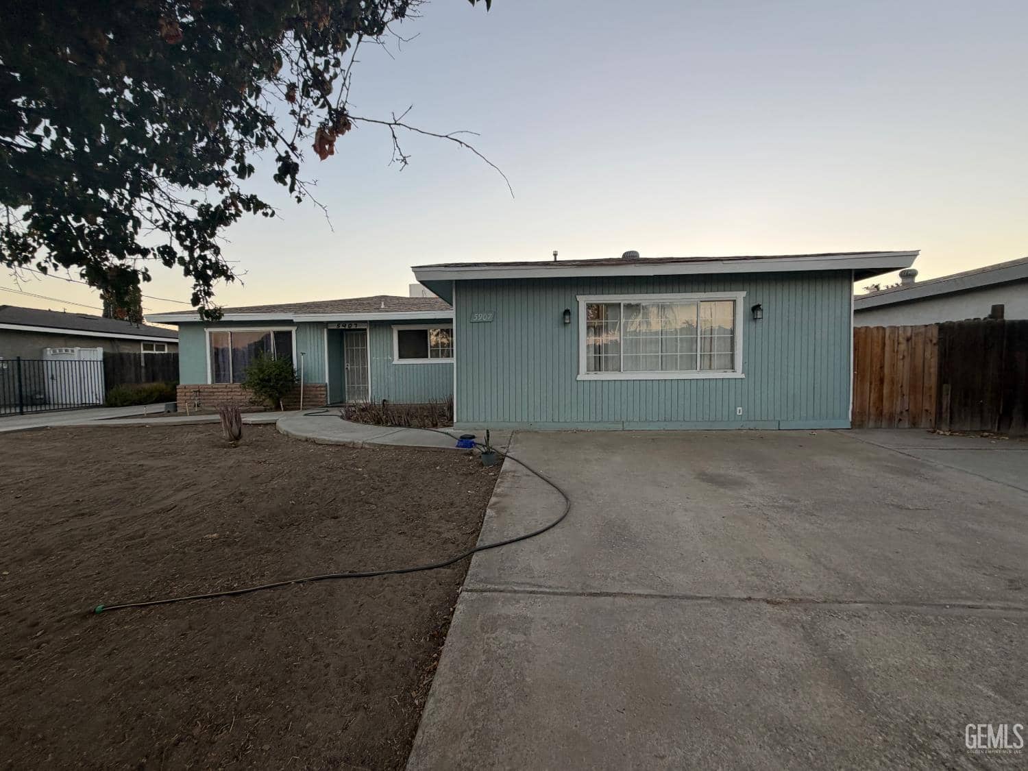 5907 Stacey Street, Bakersfield, California, 93313