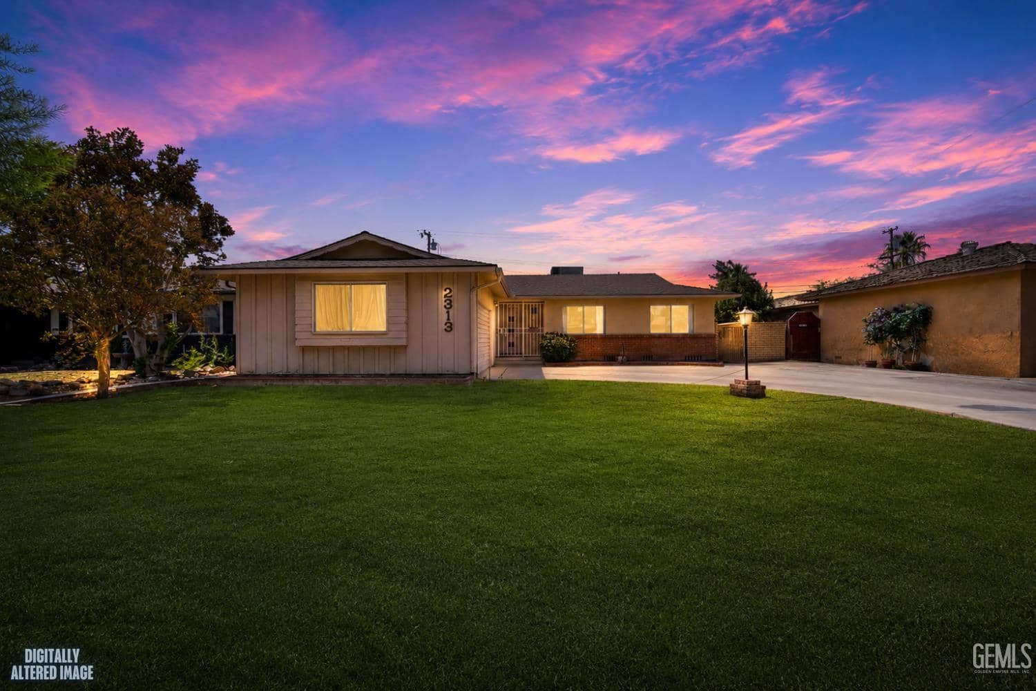 2313 S Woolard Drive, Bakersfield, California, 93304