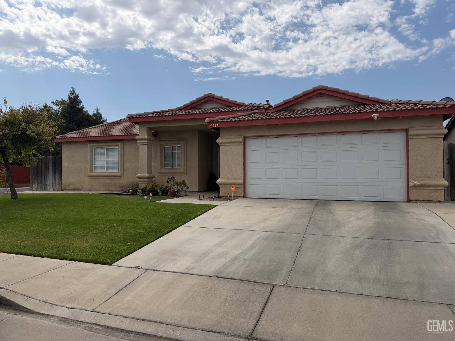 5311 Milagro Drive, Bakersfield, California, 93307