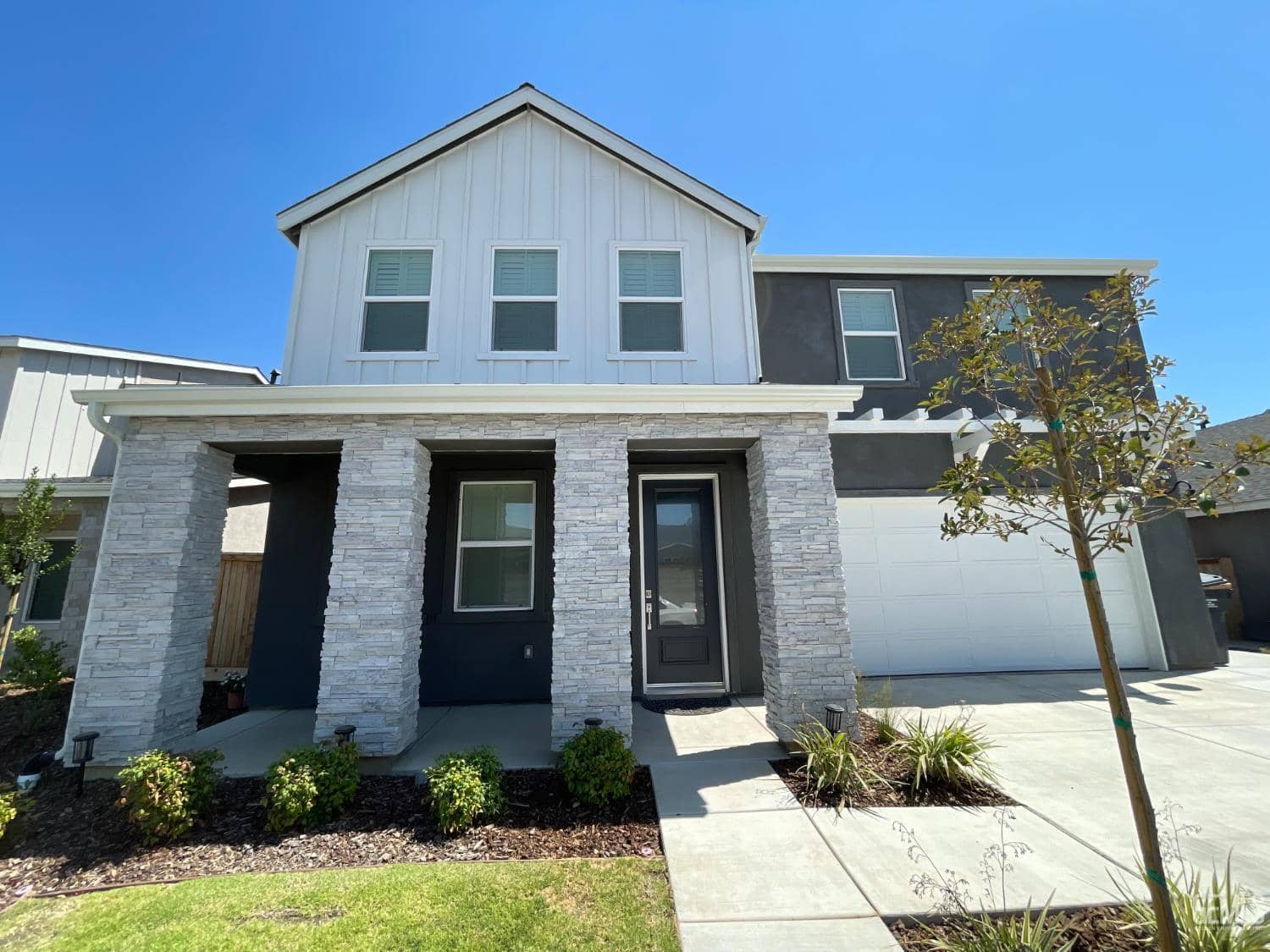 9411 Eagle Creek Drive, Shafter, California, 93263