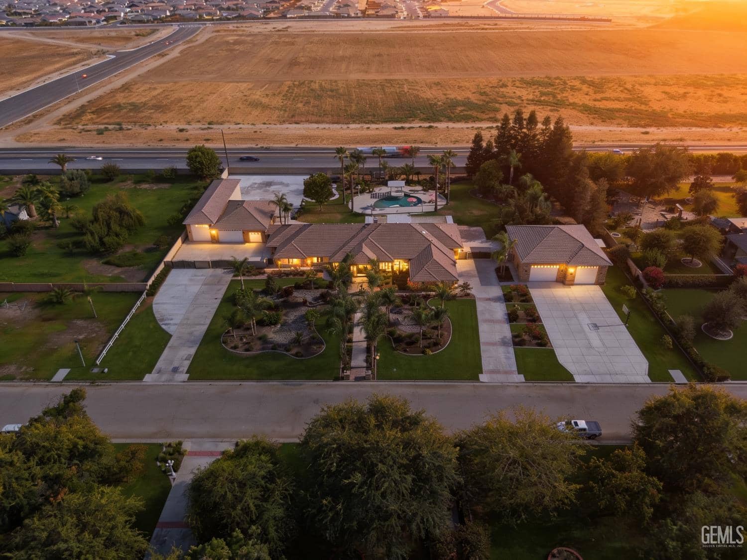 17041 Anelura Court, Bakersfield, California, 93314