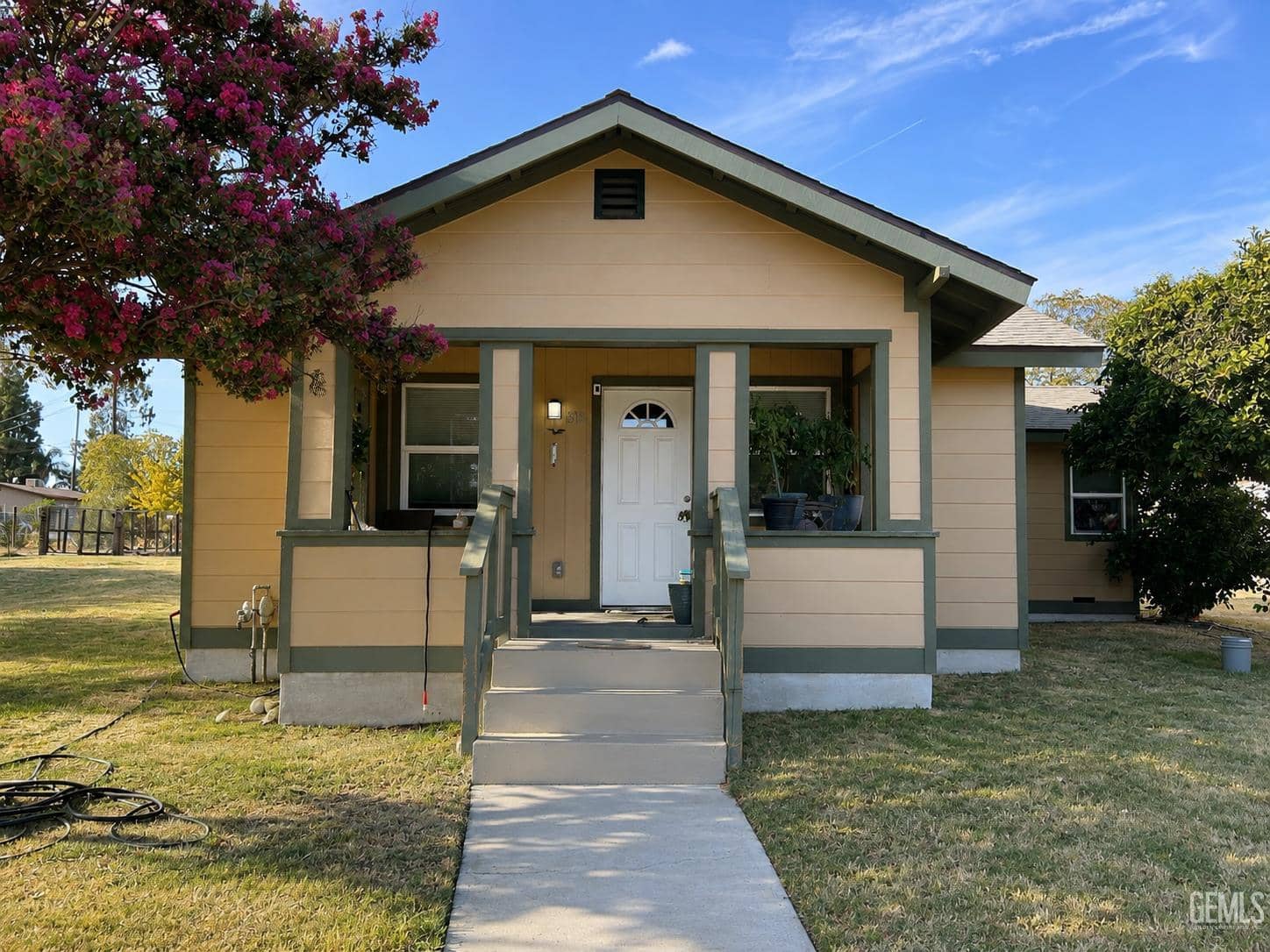 518 Roberts Lane, Bakersfield, California, 93308