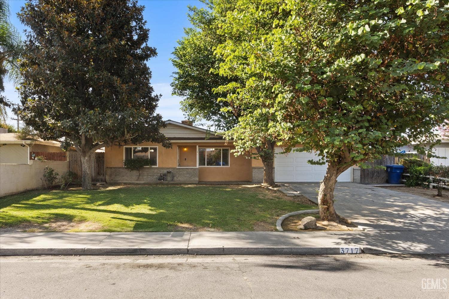 3717 Madrid Avenue, Bakersfield, California, 93309