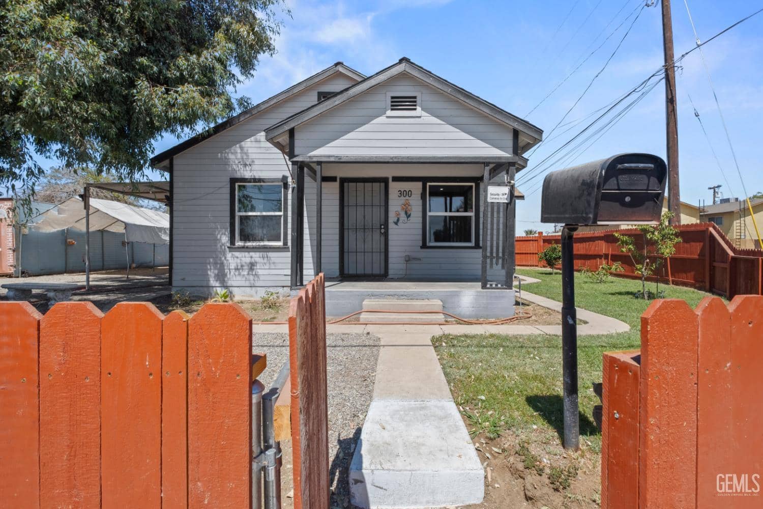 300 Beardsley Avenue, Bakersfield, California, 93308