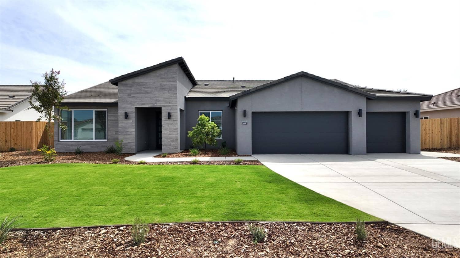 14661 Alpenglow Street, Bakersfield, California, 93314