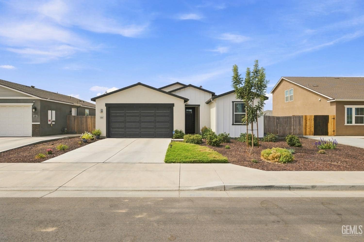 6623 Wind Wolfs Lane, Bakersfield, California, 93313