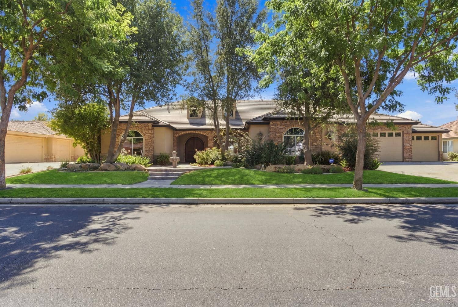 10409 Hinderhill Drive, Bakersfield, California, 93312