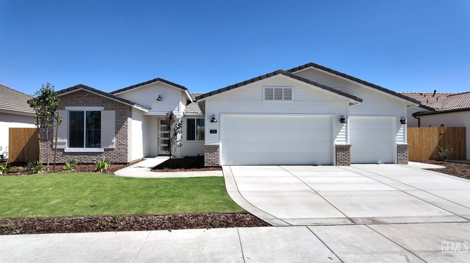 704 Grande Court, Bakersfield, California, 93314