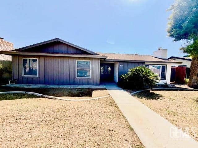 319 Pine Drive, Taft, California, 93268