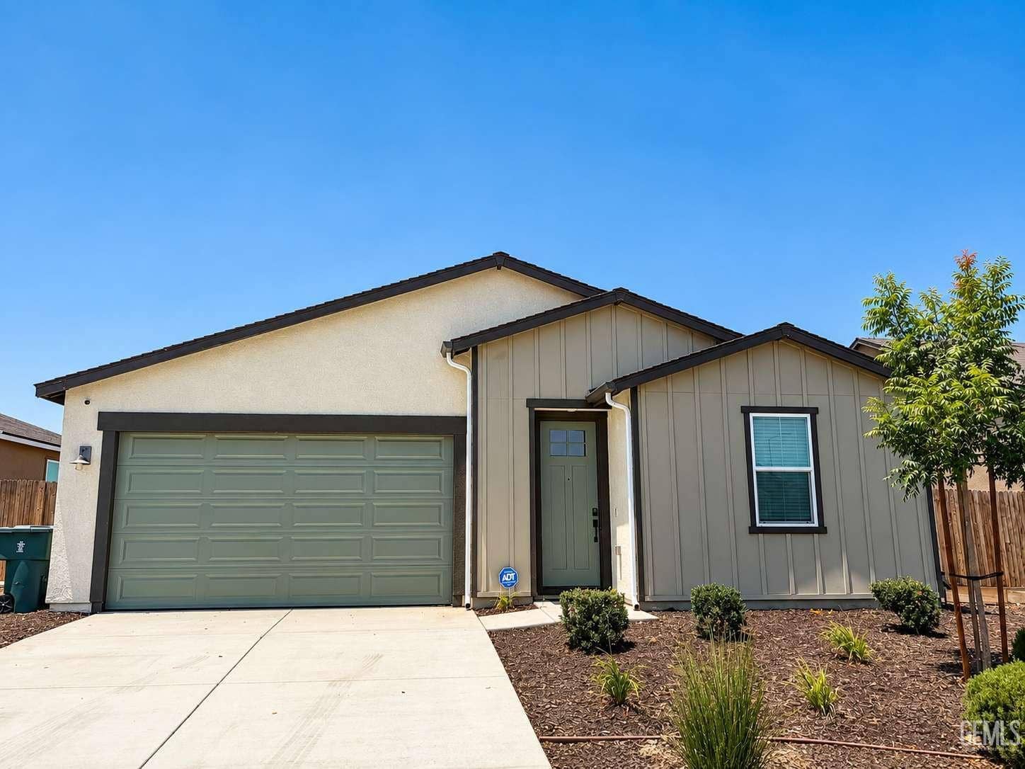 6611 Glacier Bay Street, Bakersfield, California, 93313