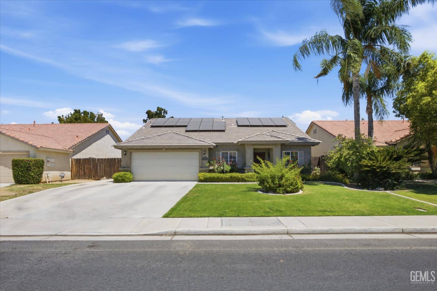 11816 Cedar Bluff Avenue, Bakersfield, California, 93312