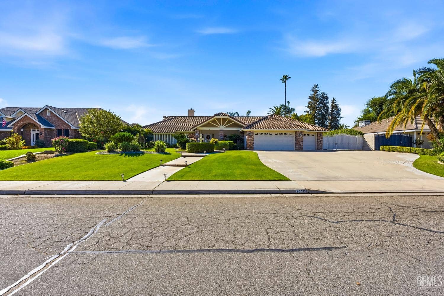 12107 Red Rose Way, Bakersfield, California, 93312