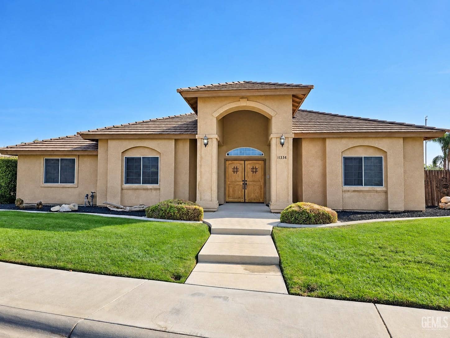 11338 Tee Box Lane, Taft, California, 93268