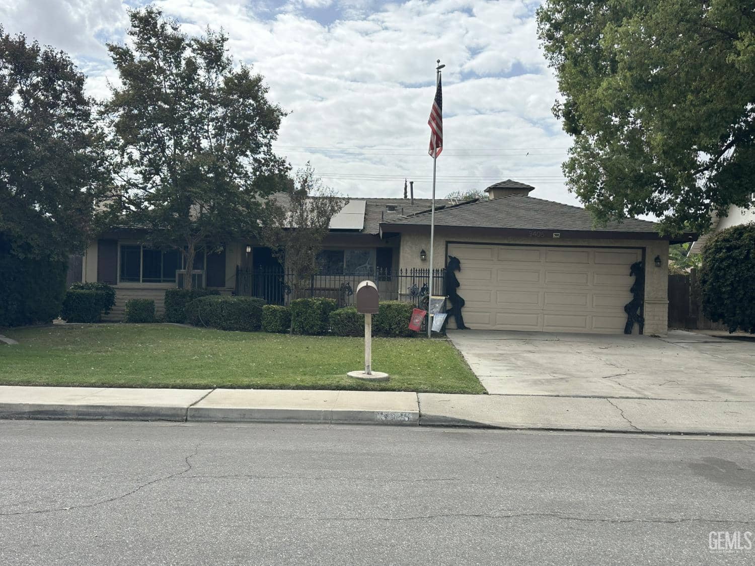 3405 Eisenhower Avenue, Bakersfield, California, 93309