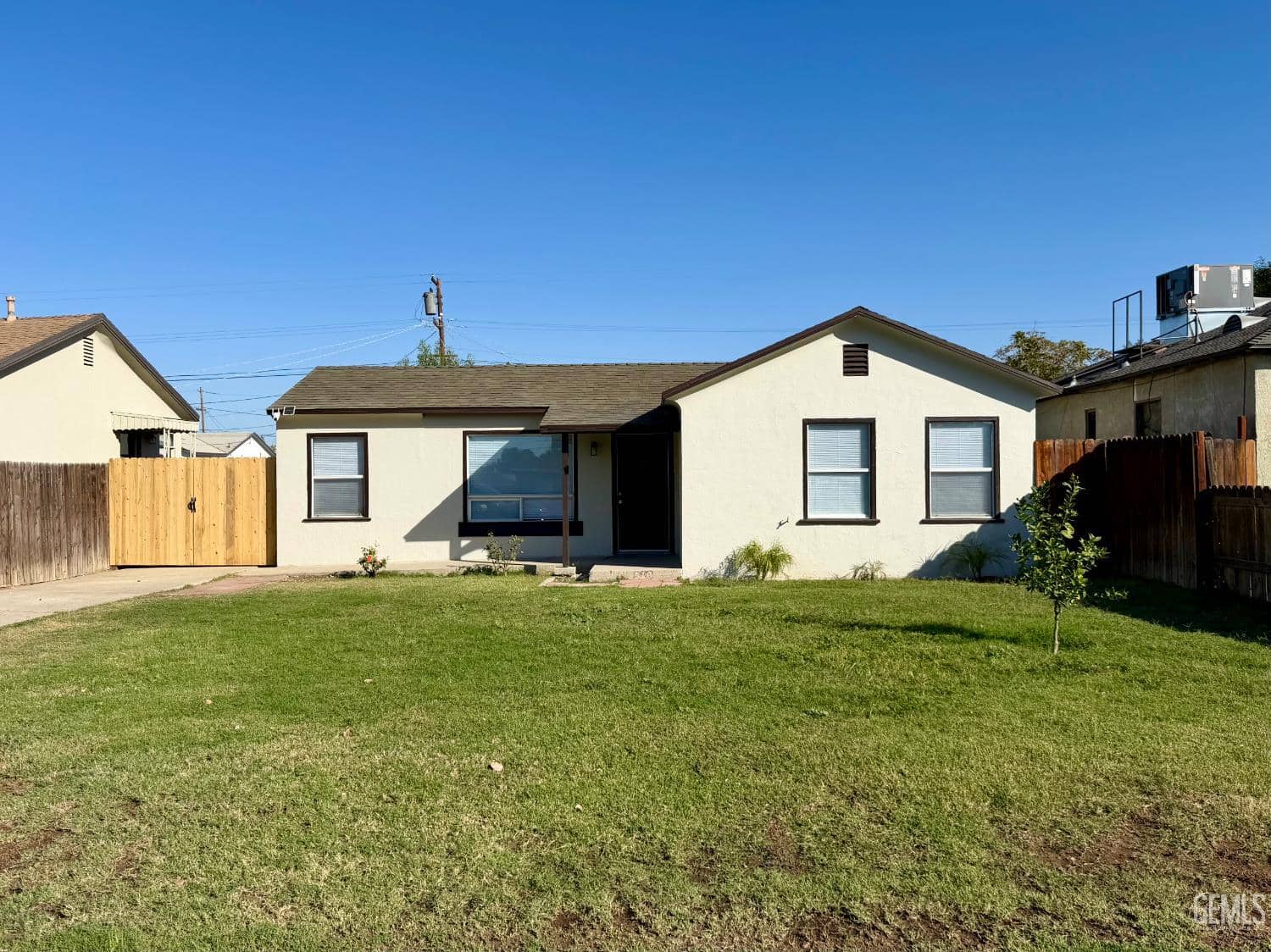 910 El Tejon Avenue, Bakersfield, California, 93308
