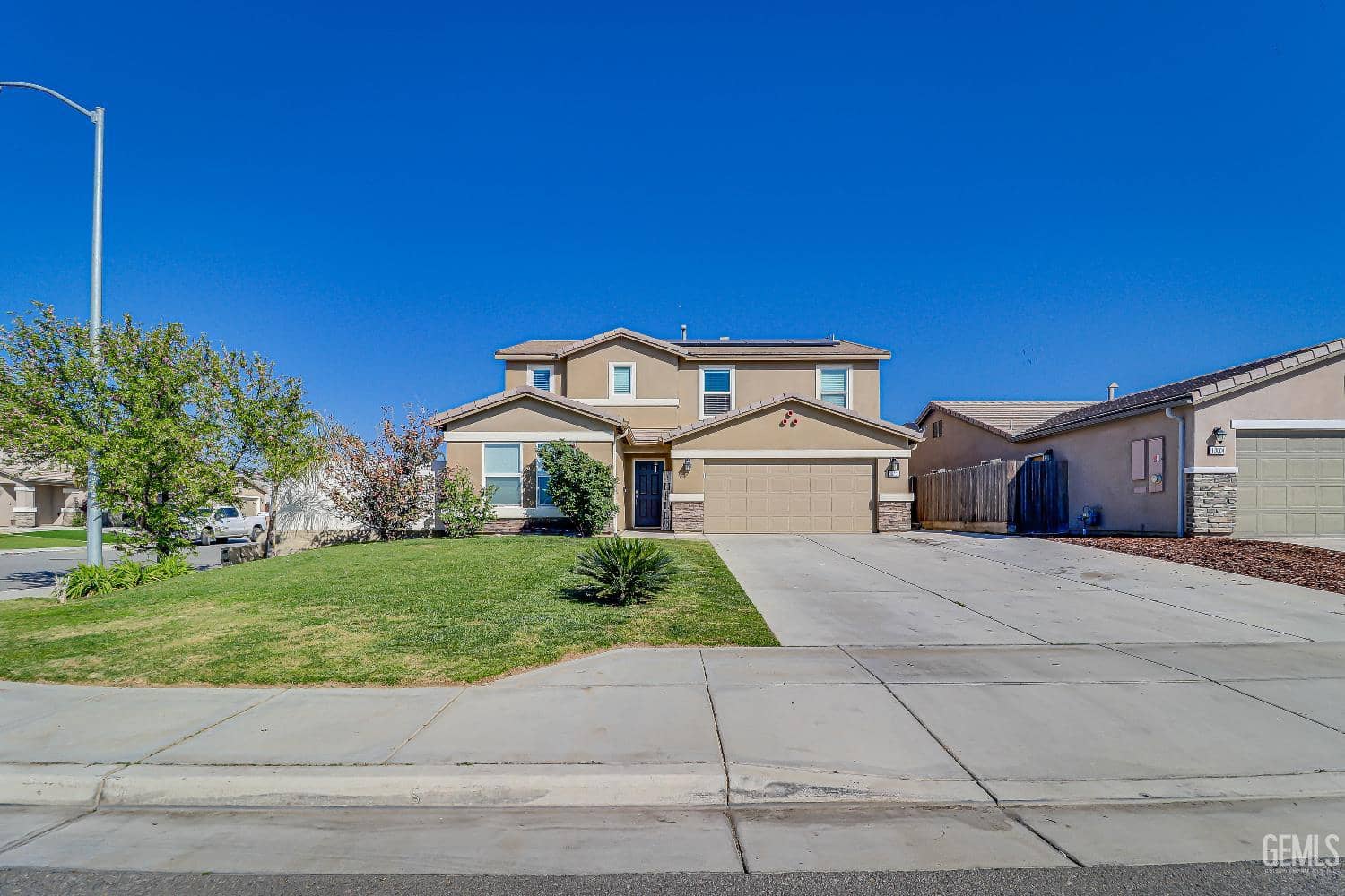 10000 Fitchburg Drive, Bakersfield, California, 93313