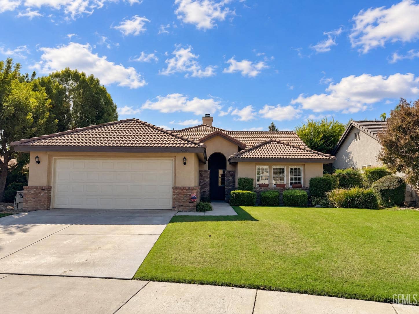 9805 Cabbage Rose Avenue, Bakersfield, California, 93311
