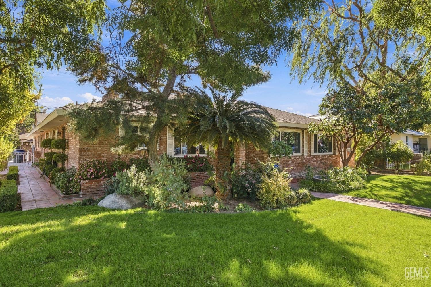 3001 19th Street, Bakersfield, California, 93301